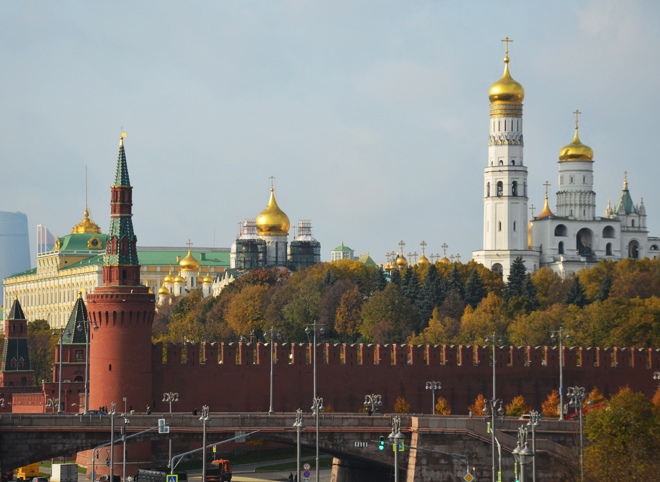 Собянин ввел в Москве локдаун на нерабочую неделю