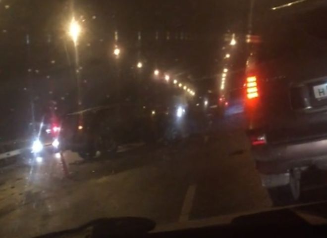 Ночью на Солотчинском мосту произошло массовое ДТП