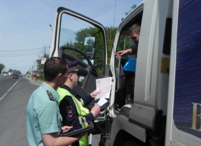 На дорогах Рязанской области выявлено 34 водителя-должника