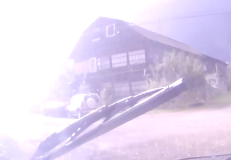 В Сасовском районе молния ударила в опору ЛЭП (видео)