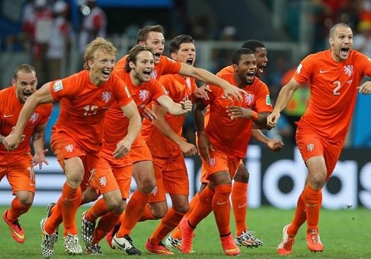 Голландия одолела Коста-Рику в серии пенальти