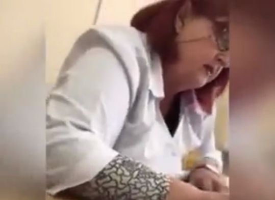 В Краснодаре врач со словами «хоть ты сдохни» отказалась выписывать девушке инсулин (видео)