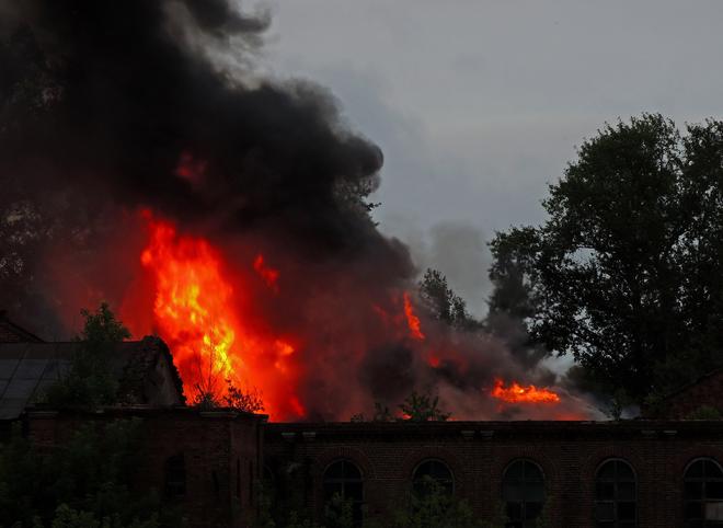 На территории Сетевязальной фабрики в Касимове произошел пожар