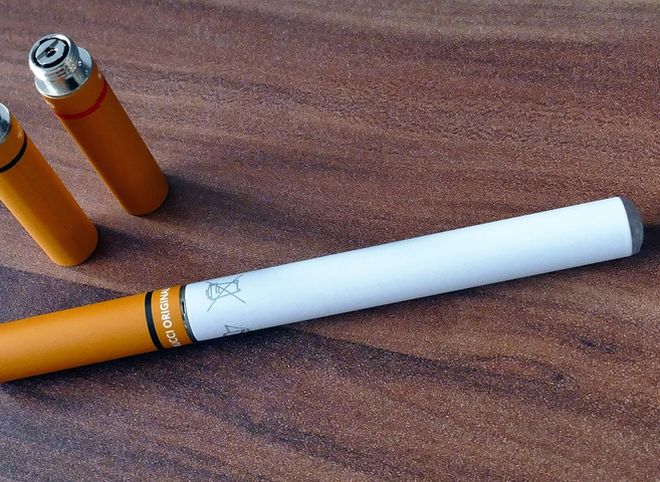 Госдума одобрила законопроект, приравнивающий электронные сигареты к обычным