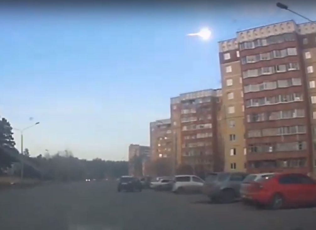 Над Красноярском пролетел метеорит (видео)