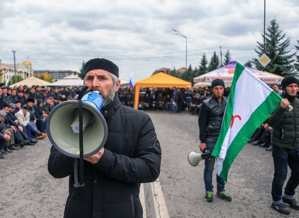 После акций протеста парламент Ингушетии повторно рассмотрит вопрос о границе с Чечней