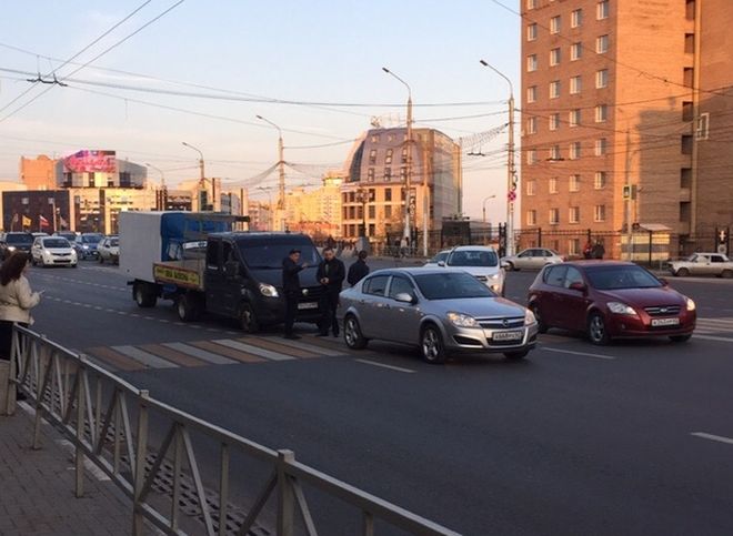 Из-за двух ДТП на Первомайском проспекте образовалась крупная пробка