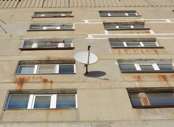 33-летняя рязанка выпала из окна на улице Бирюзова