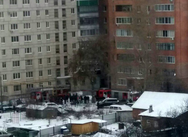 Из горевшей квартиры в Канищеве спасены два человека, среди пострадавших – ребенок