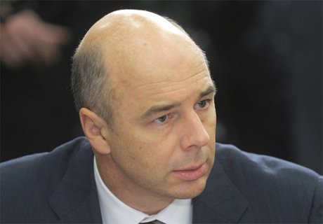 Минфин РФ продаст валютные остатки для поддержания рубля