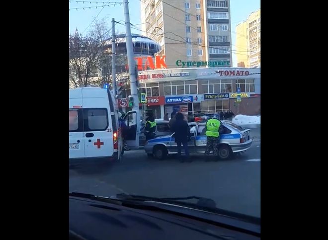 В ДТП в Дашково-Песочне пострадали пять человек