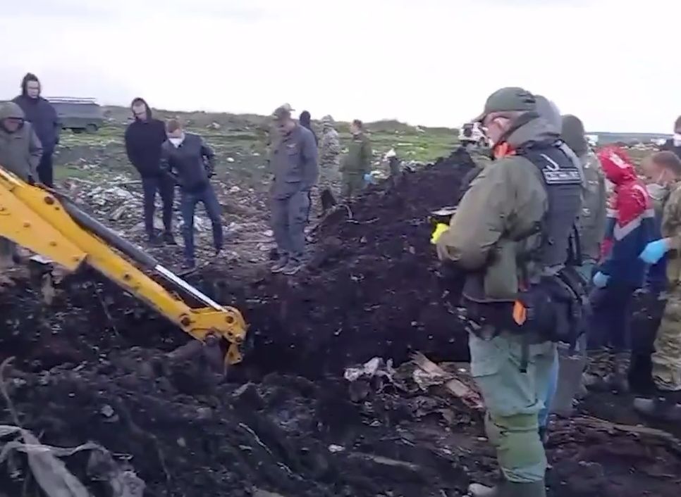 сцены обнажения моются с детьми в бане видео