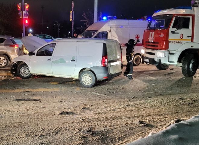 В ДТП на улице Бирюзова пострадал 51-летний мужчина