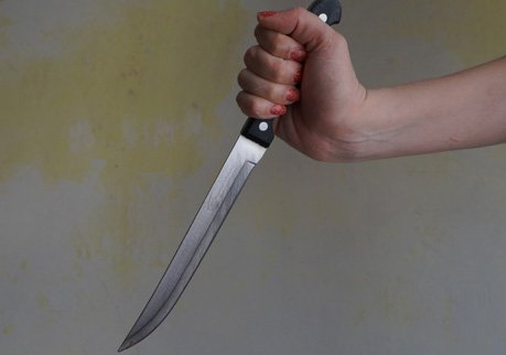 Рязанка ударила гражданского мужа ножом