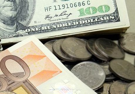 Биржевой курс доллара упал ниже 75 рублей