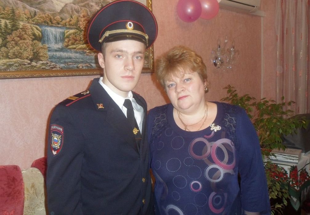 Рязанские полицейские провели селфи-флешмоб с мамами