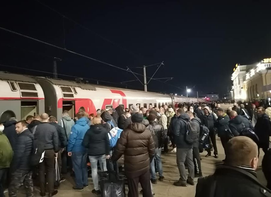 Депутат от КПРФ: в Москву везут тысячу рабочих из Ярославля для участия в митинге