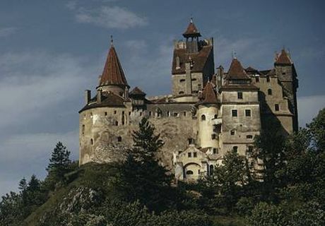 В Румынии выставили на продажу «замок Дракулы»