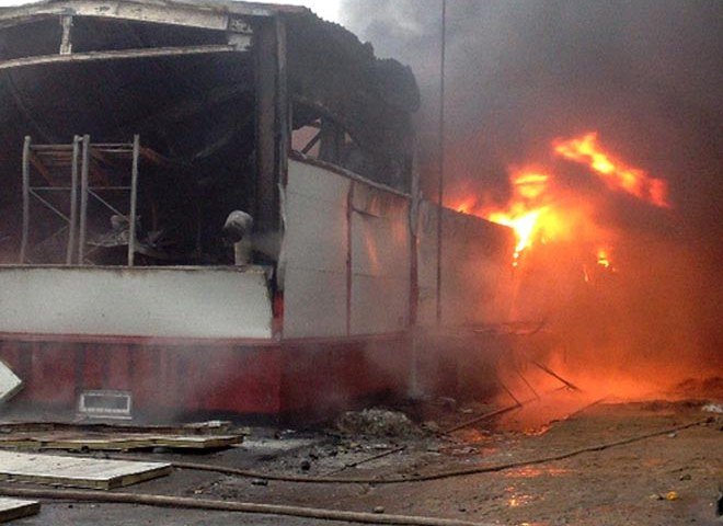В Подмосковье произошел крупный пожар на лакокрасочном заводе