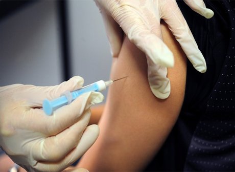 Минздрав планирует привить от гриппа в этом году 60% российских детей