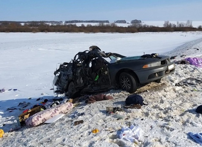 В ДТП на трассе М6 в Скопинском районе погибла 20-летняя девушка