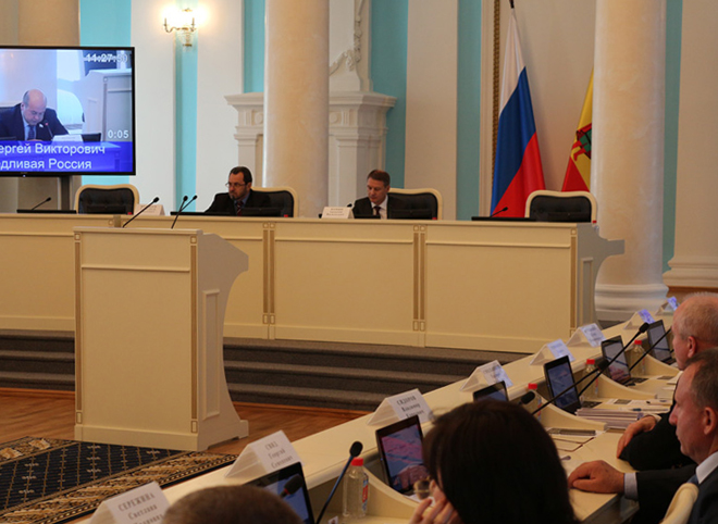 Депутаты областной Думы приняли бюджет региона на 2016 год