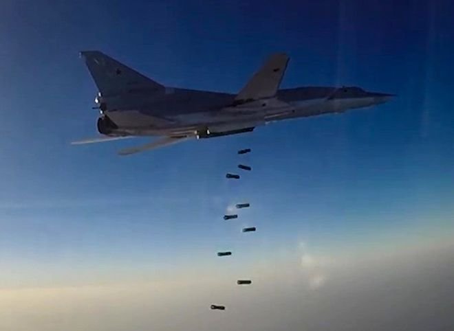 ВКС России нанесли удары по боевикам в Идлибе (видео)