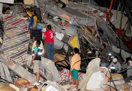 В Эквадоре произошло мощное землетрясение (видео)
