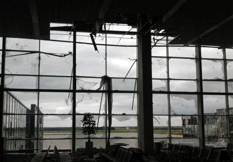 Ополченцы полностью освободили донецкий аэропорт
