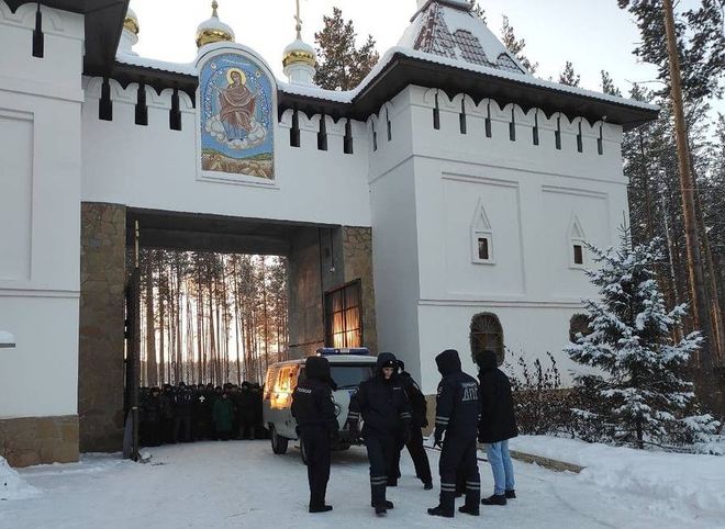 На Урале задержали бывшего схимонаха Сергия, захватившего монастырь