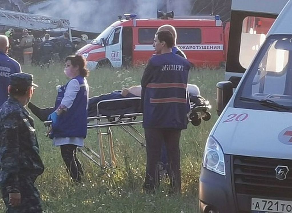 Стало известно о состоянии пострадавших при крушении самолета в Рязани