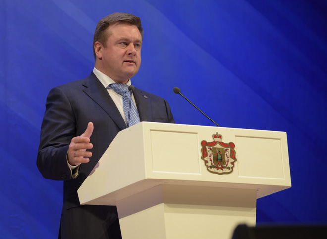 Губернатор Любимов назвал среднюю зарплату в регионе