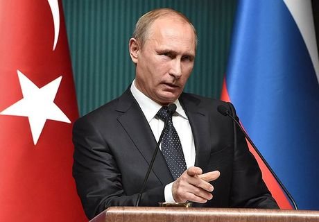Путин пожелал восстановить полноформатные отношения с Турцией