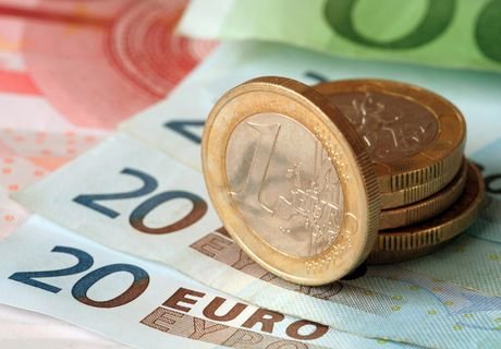 Биржевой курс евро превысил 87 рублей