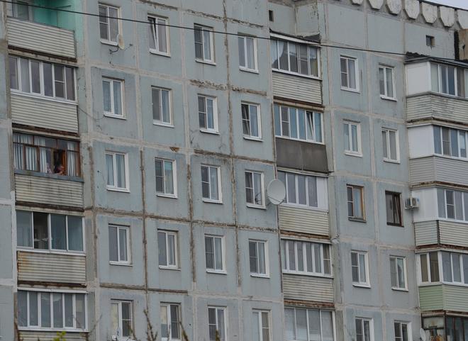 В Канищеве мужчина погиб после падения с 17-го этажа