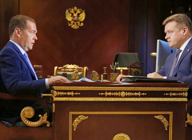 Любимов пригласил Медведева в Рязань