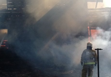 В Захаровском районе на пожаре пострадал человек