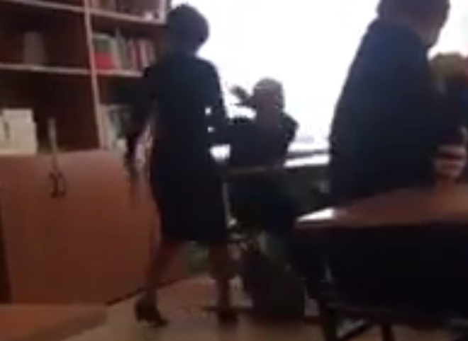 В Старожиловском районе учитель ударила ученика во время урока (видео)