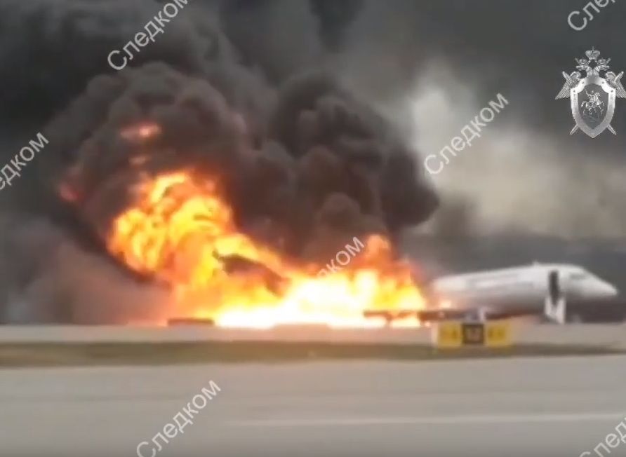 Число жертв авиакатастрофы в аэропорту Шереметьево увеличилось до 13