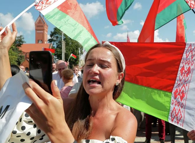 В Минске начался митинг в поддержку Лукашенко