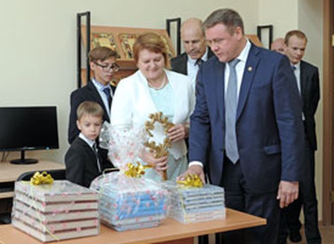 Любимов открыл в Скопинском районе школу на 132 места