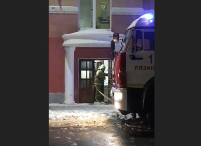 Из корпуса РГУ на улице Полонского эвакуировали 15 человек