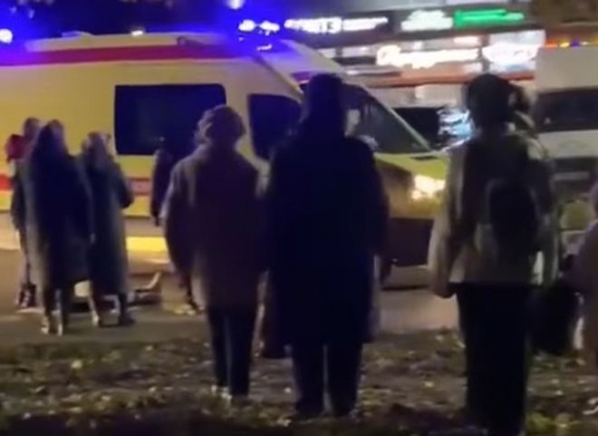 Сбитая на улице Новоселов женщина получила серьезные травмы