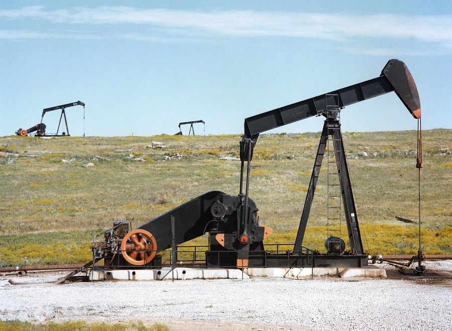 Мировые цены на нефть отыграли 30% утреннего обвала