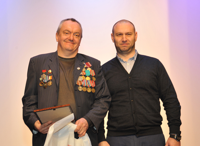 Ветеранам боевых действий вручены награды регионального парламента