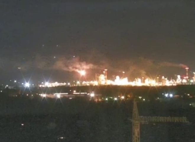 Рязанец опубликовал фото ночных выбросов с предприятий