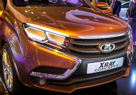 «АвтоВАЗ» назвал цены на Lada Xray
