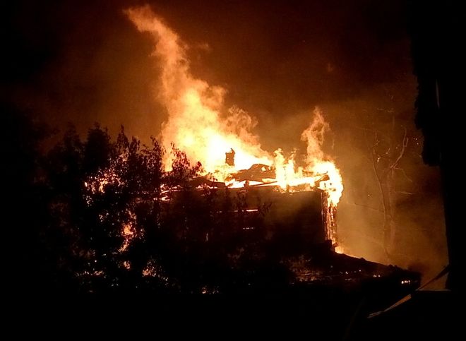 МЧС: в крупном пожаре в центре Рязани никто не пострадал