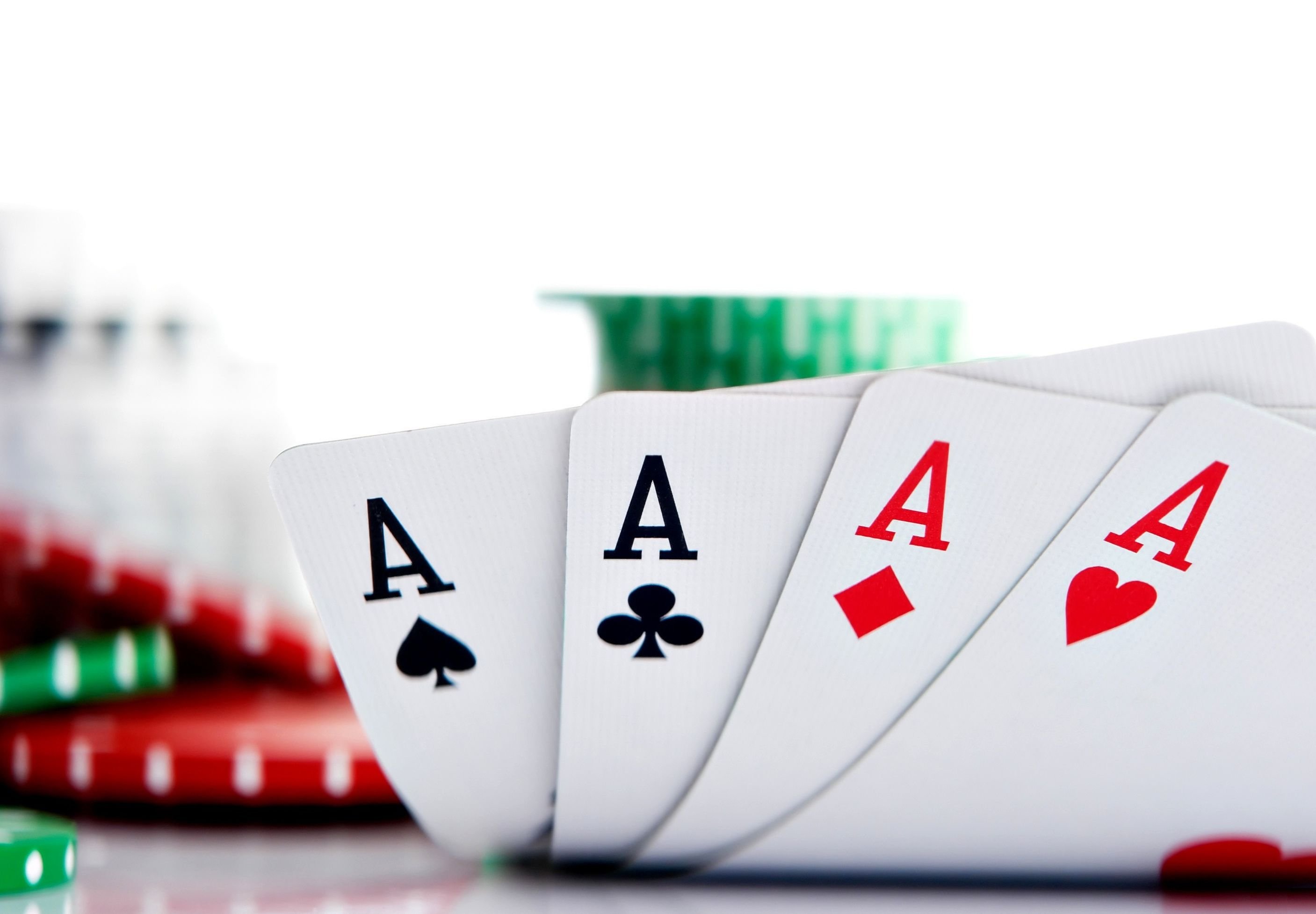 Рязанские полицейские изъяли три покерных стола