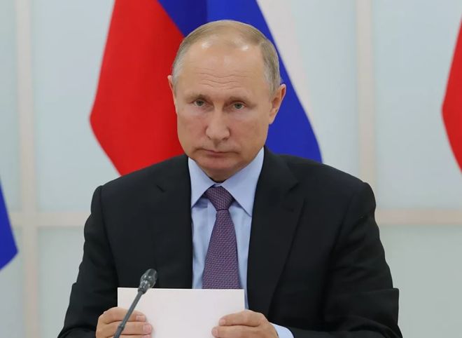 Путин поручил ввести уголовное наказание за пропаганду наркотиков в сети